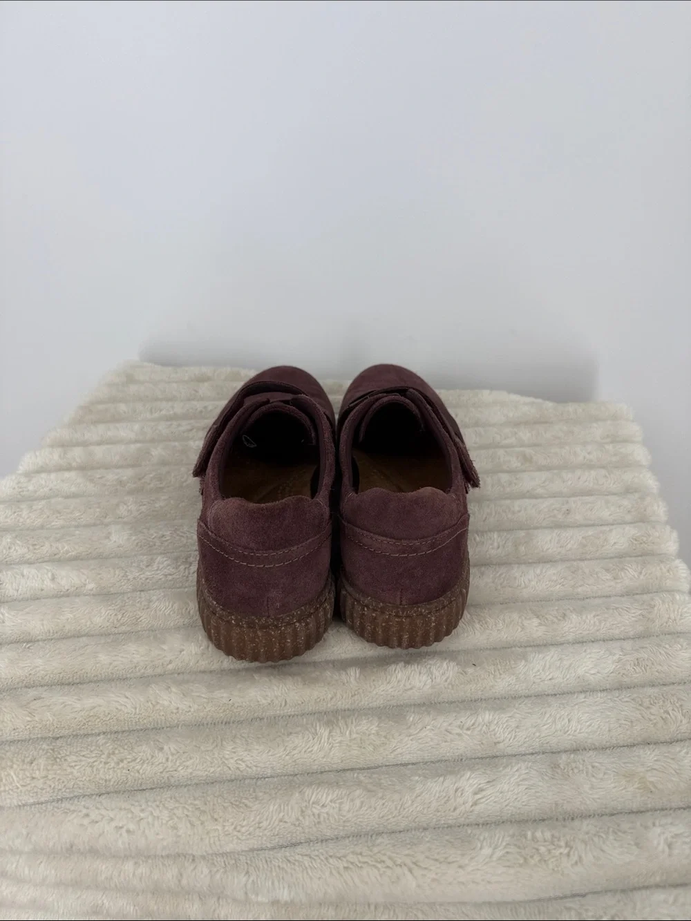 Clark’s Women's Caroline Holly Sneakers Suede Brown size 8.5M
